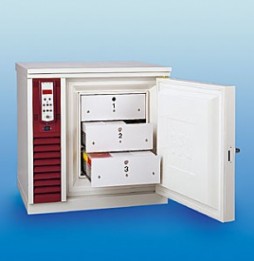 GFL 6481 Вертикальная морозильная камера GFL