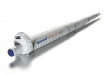 Механический дозатор с переменным объемом 1-канальный 10-100 мкл Eppendorf Reference